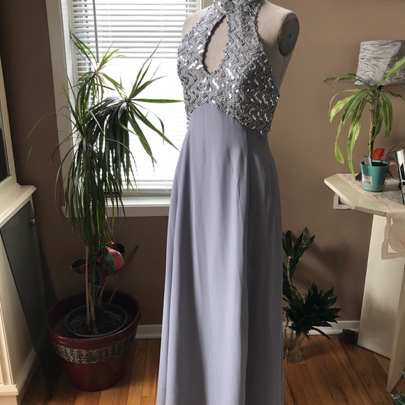 Grey chiffon party dress - Picture 2 of 4